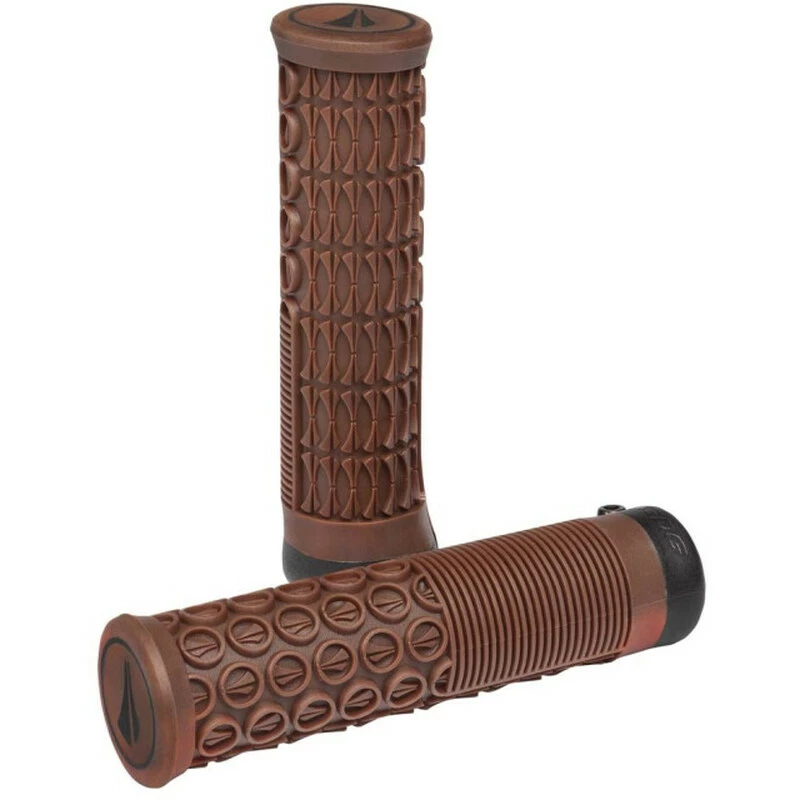 SDG Thrice 33 Lock-On Grip Brown Leather 3 SDG Thrice 33 Lock-On Grip Brown Leather