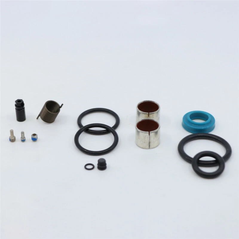 SRAM 200 Hour/1 Year Service Kit Super Deluxe Coil Remote (2018+) 3 SRAM 200 Hour/1 Year Service Kit Super Deluxe Coil Remote (2018+)